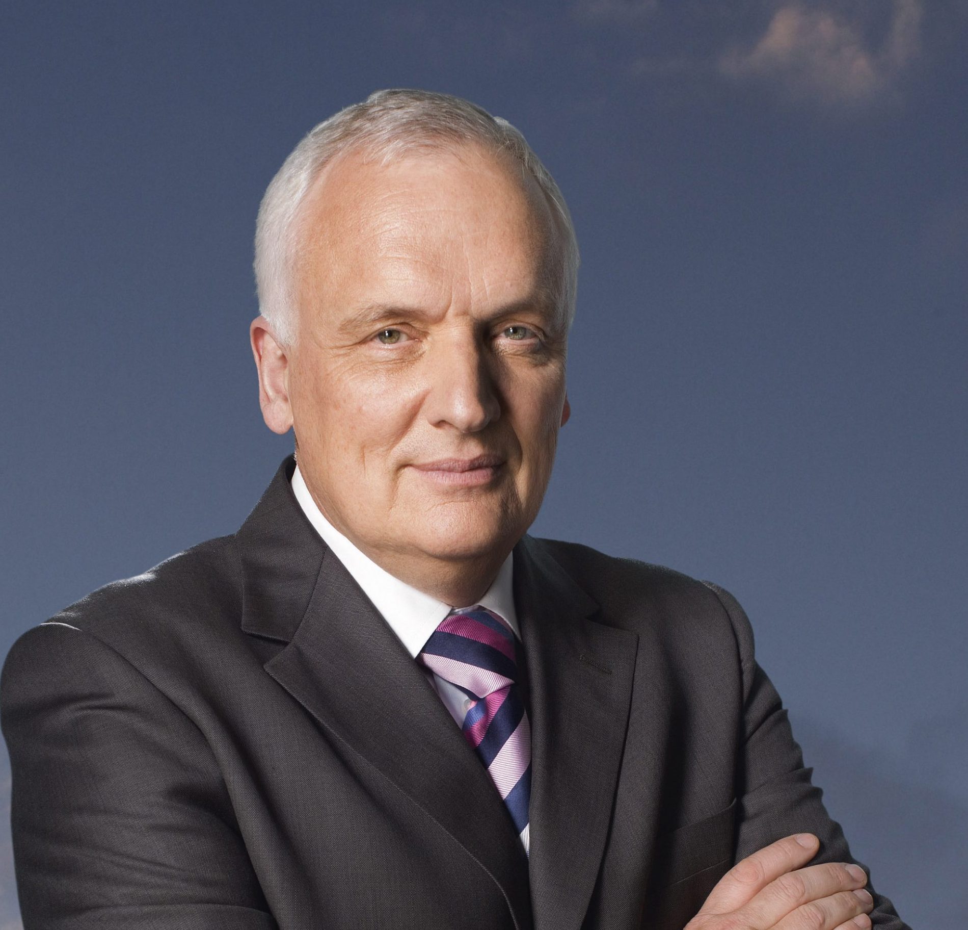 Nik Gowing